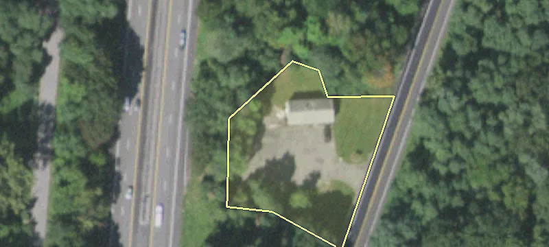 1380 Albany Post Rd
