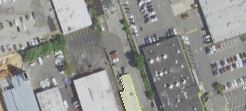 1542 Old Country Rd