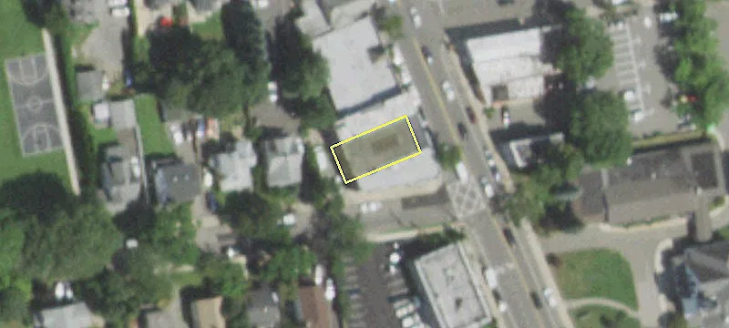 109-111 Plandome Rd