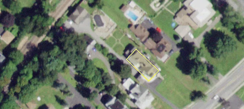122 Saratoga Ave
