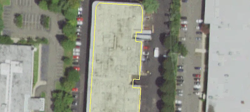 47 Mall Dr