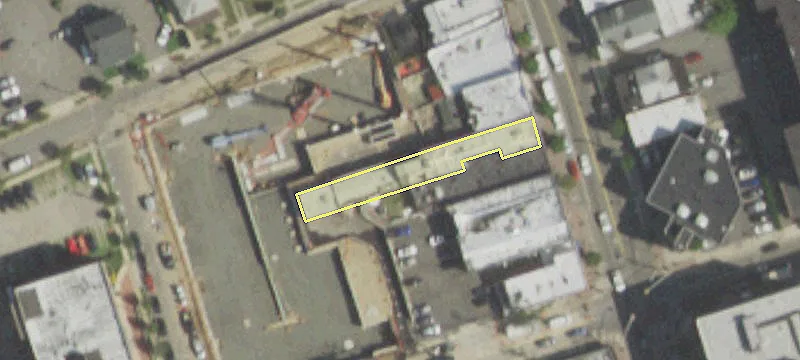 135-137 Mineola Blvd