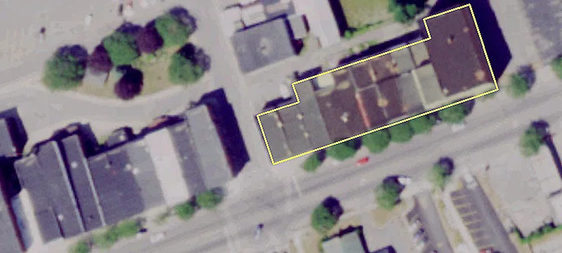 93 Main St