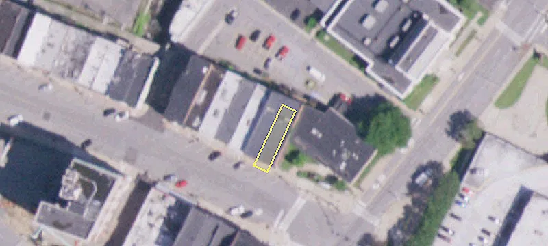 44 Main St