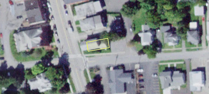 30 Main St
