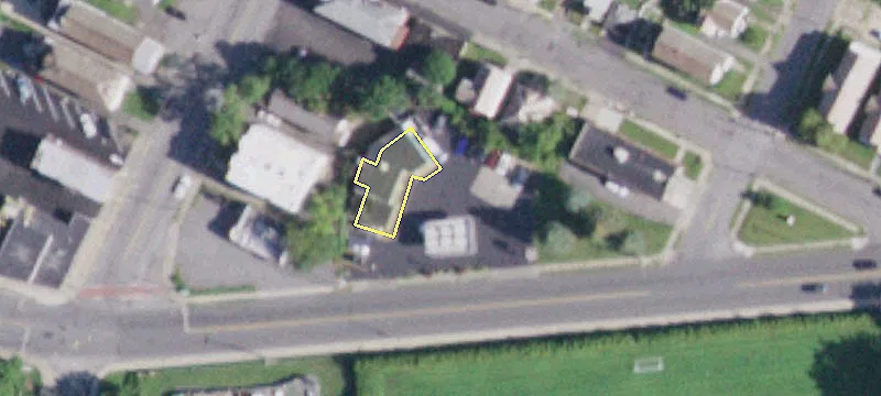 715 Nott St