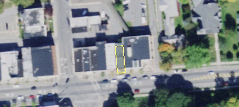 123 Main St