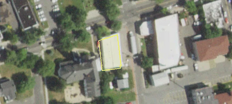 398 Main St
