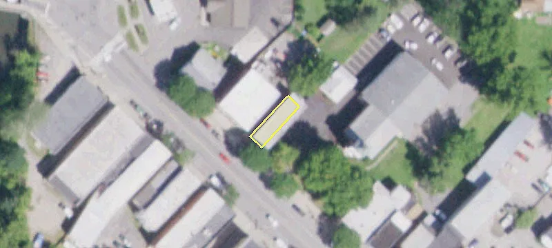 330 Main St