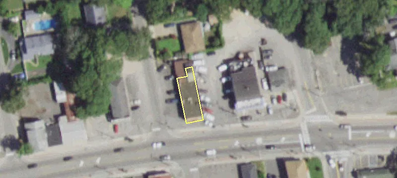 1585 Montauk Hwy