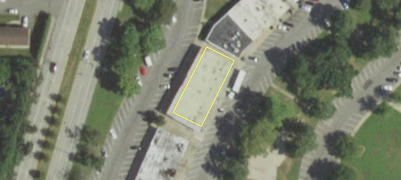 8-20 Vlg Grn Ln, Unit 20