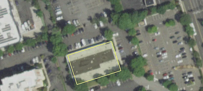 30 Merrick Ave