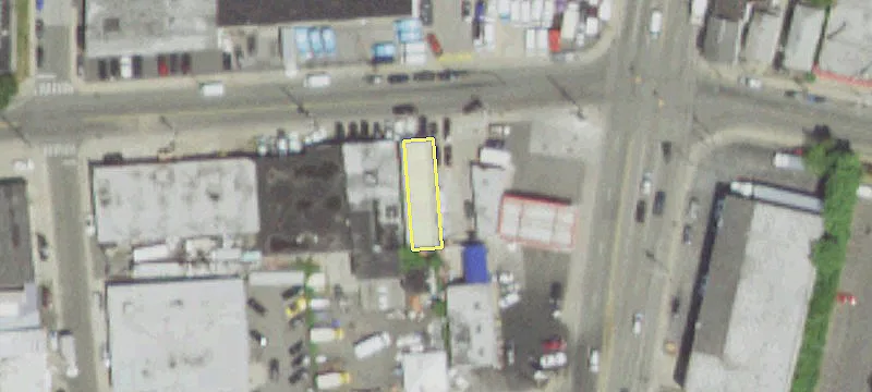 435 Bayview Ave