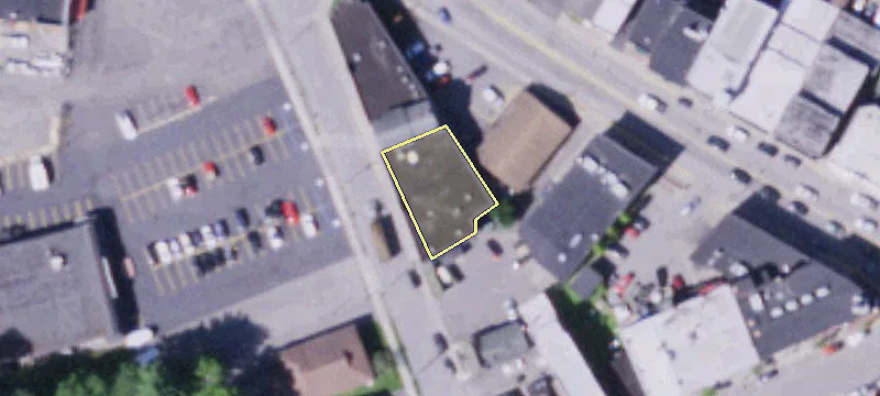 10 Eaton St