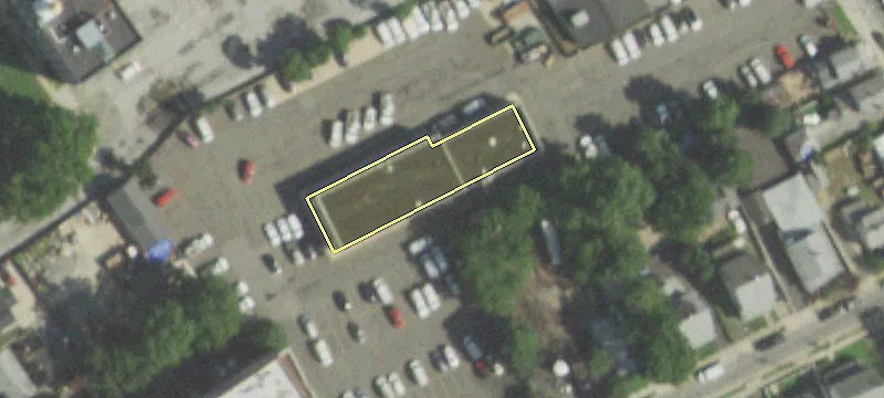 141 Henry St
