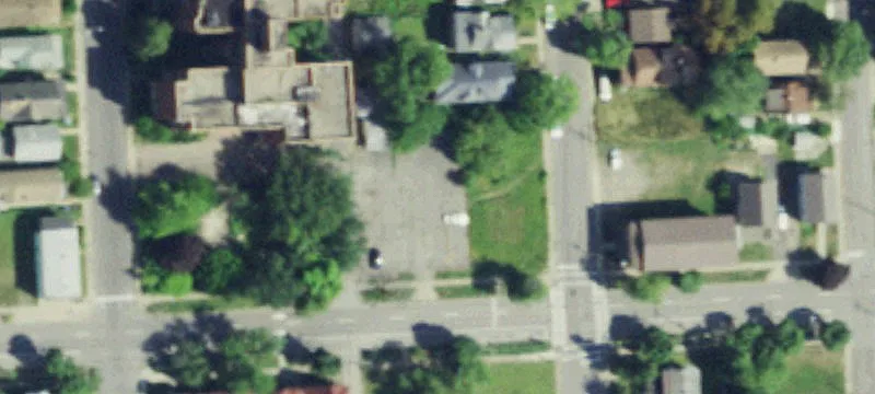 624 Fry Ave