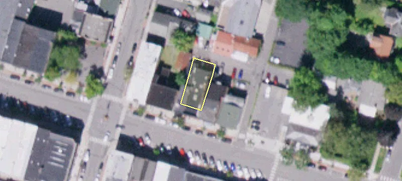 62 Main St