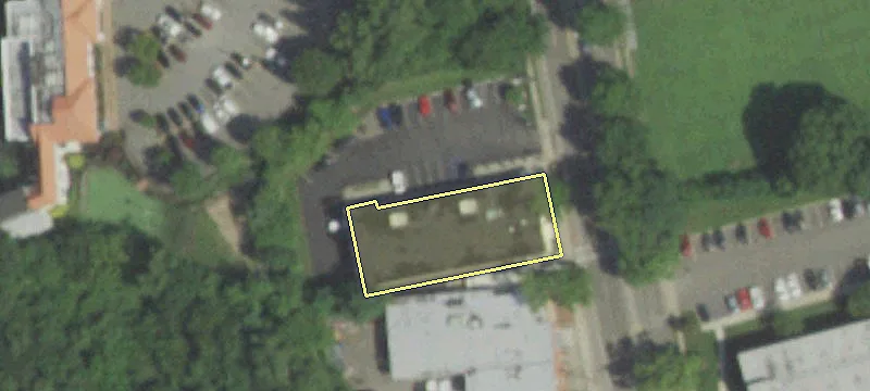 375 Denton Ave