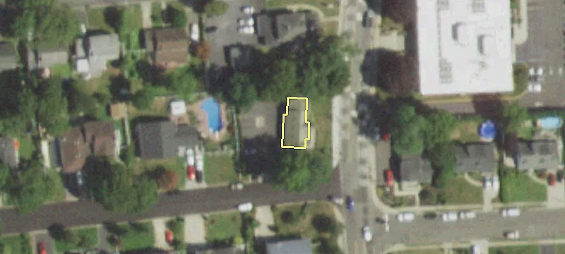 816 Deer Park Ave