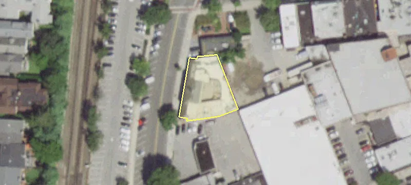 64 Kraft Ave