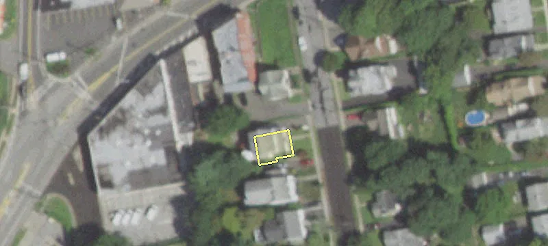 93 Seneca Ave