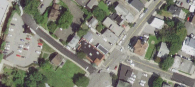 225 Main St