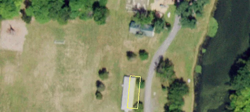 64 White Dr