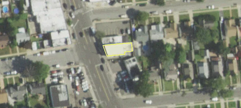 1321 Grand Ave