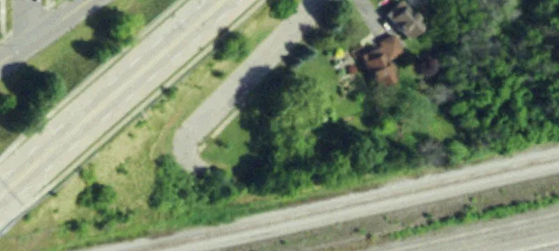 2158 Ctr Ave