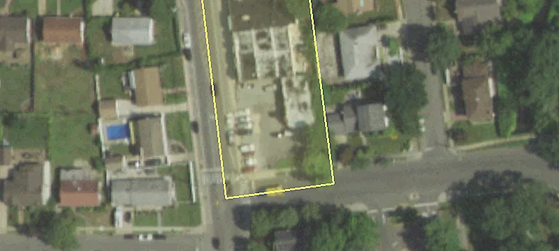 243 Nassau Blvd