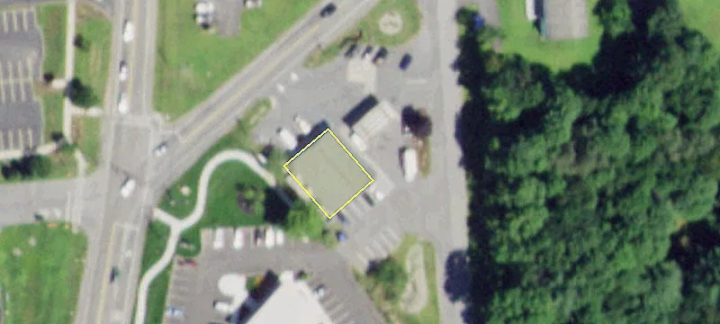 445 Northern Pnes Rd