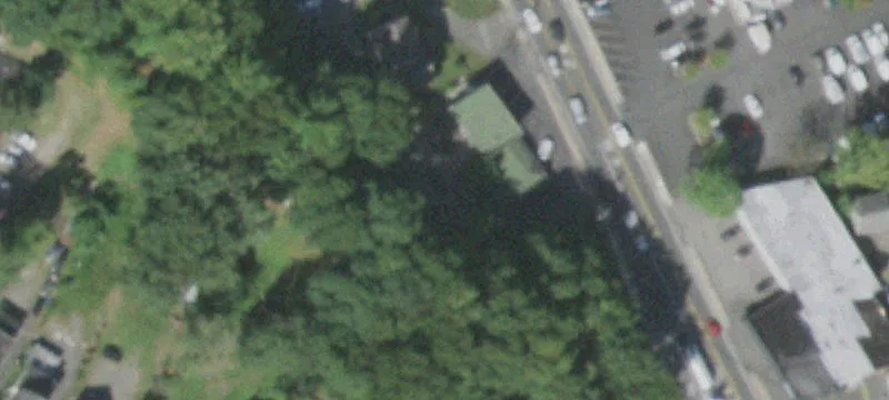 217-221 Rte 9th N