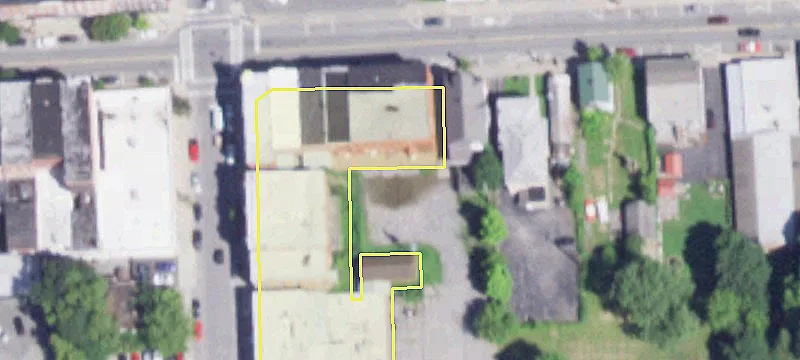 16 Main St