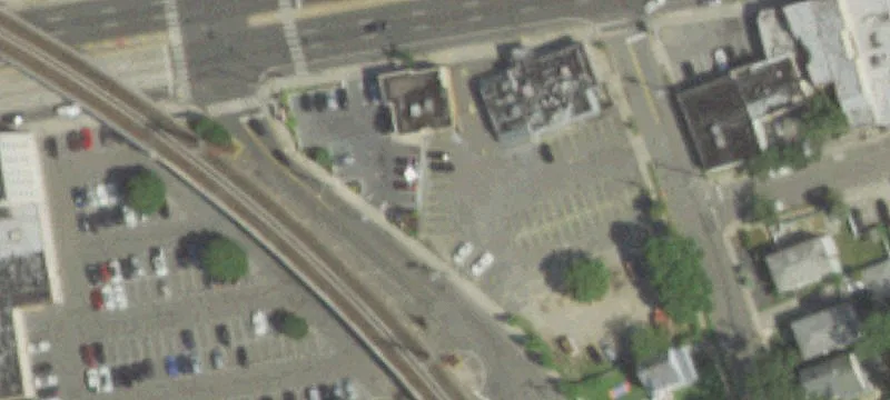 138 Frst Ave