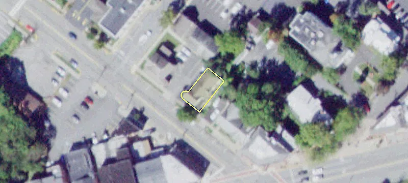 32 Church St