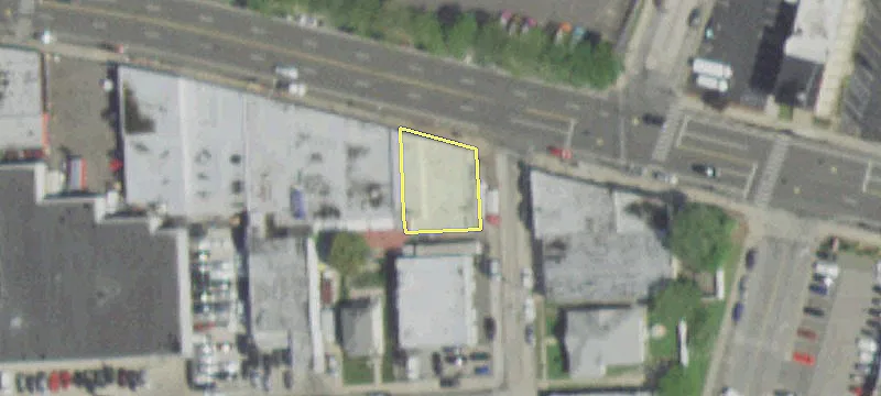 116 Merrick Rd