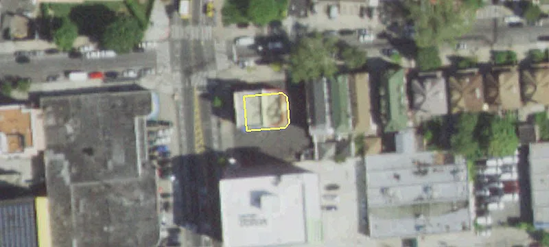 1727 Bedford Ave