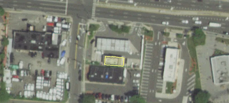 3824 Hempstead Tpke