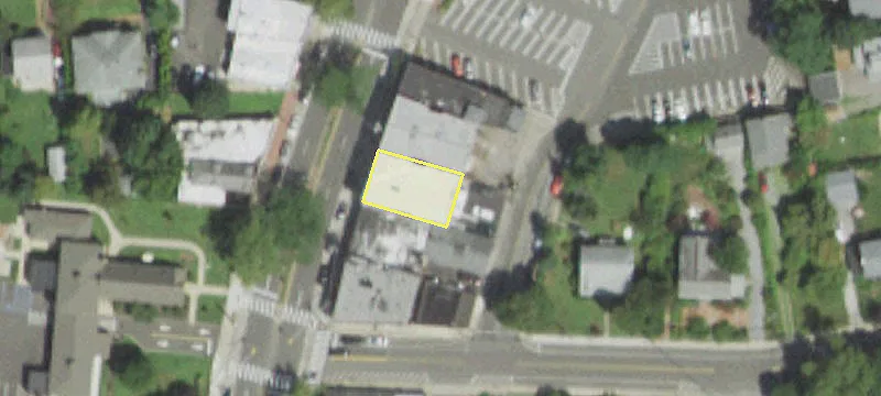 617-619 Middle Nck Rd