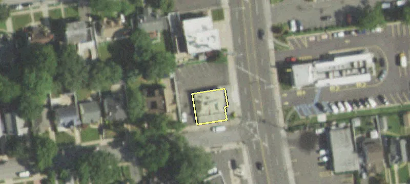 1260 Grand Ave