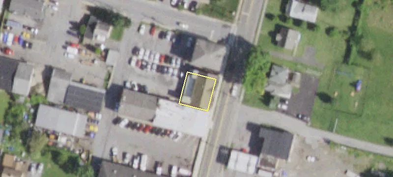 2789 Main St