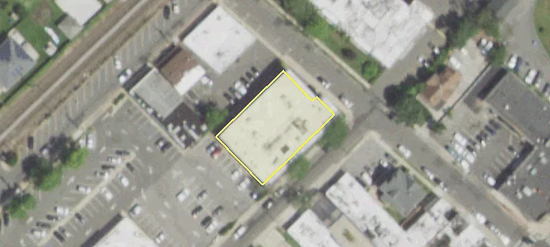 123 Maple Ave