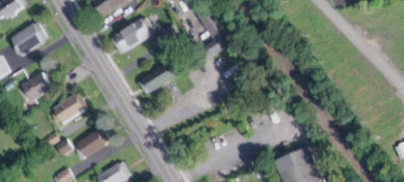 976 Altamont Blvd