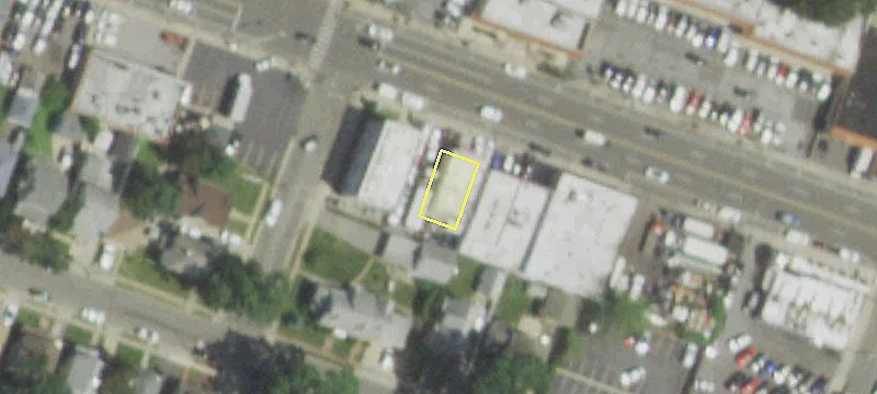 128 Merrick Rd