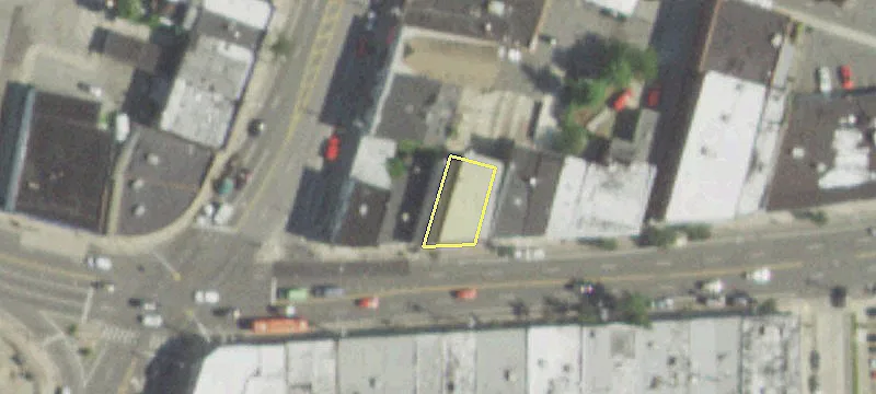 823 Merrick Rd