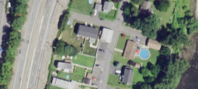 28 Peach St