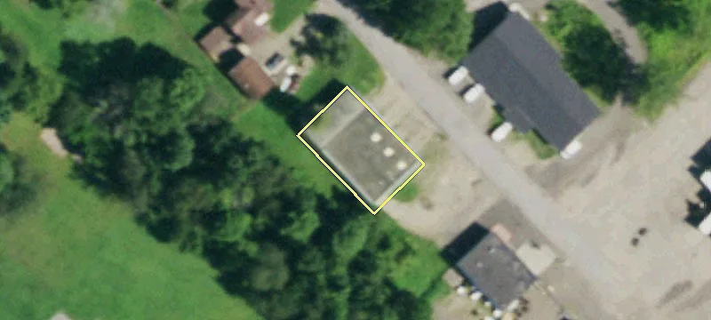 16 Cross St