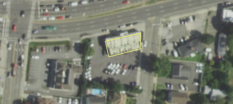 3240 Sunrise Hwy