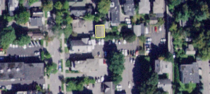 313 Aurora St