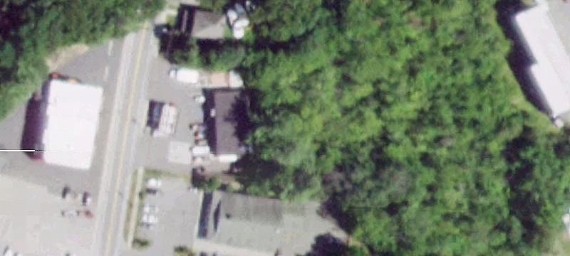 5004 Lk Shr Dr